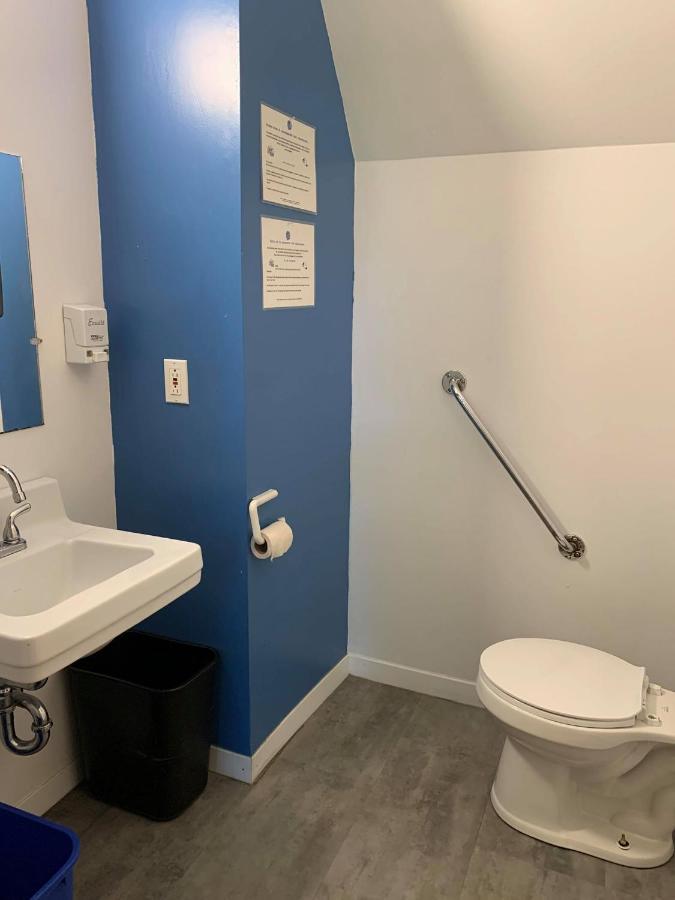 Auberge Internationale De Rivière-du-Loup エクステリア 写真