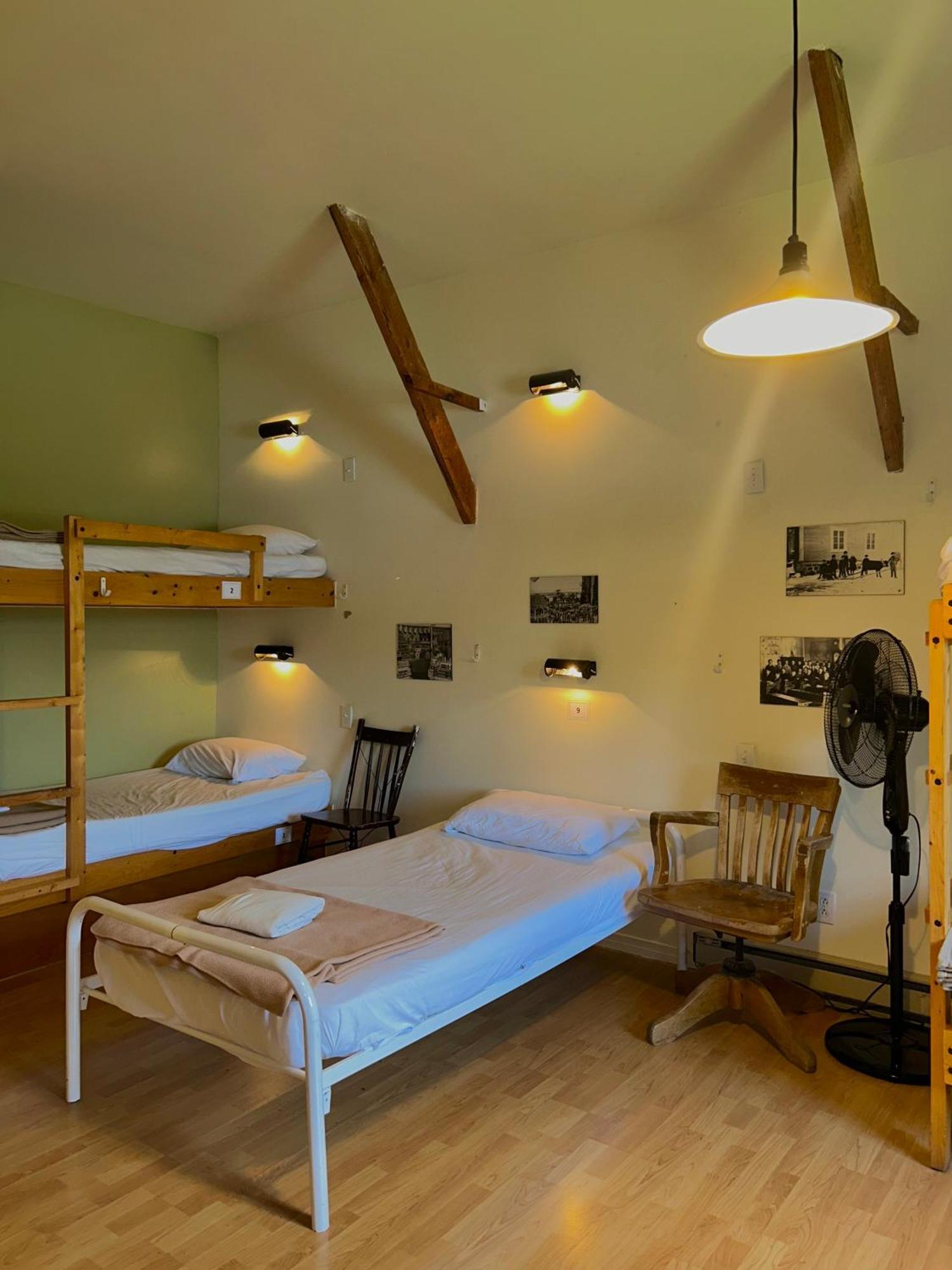 Auberge Internationale De Rivière-du-Loup エクステリア 写真
