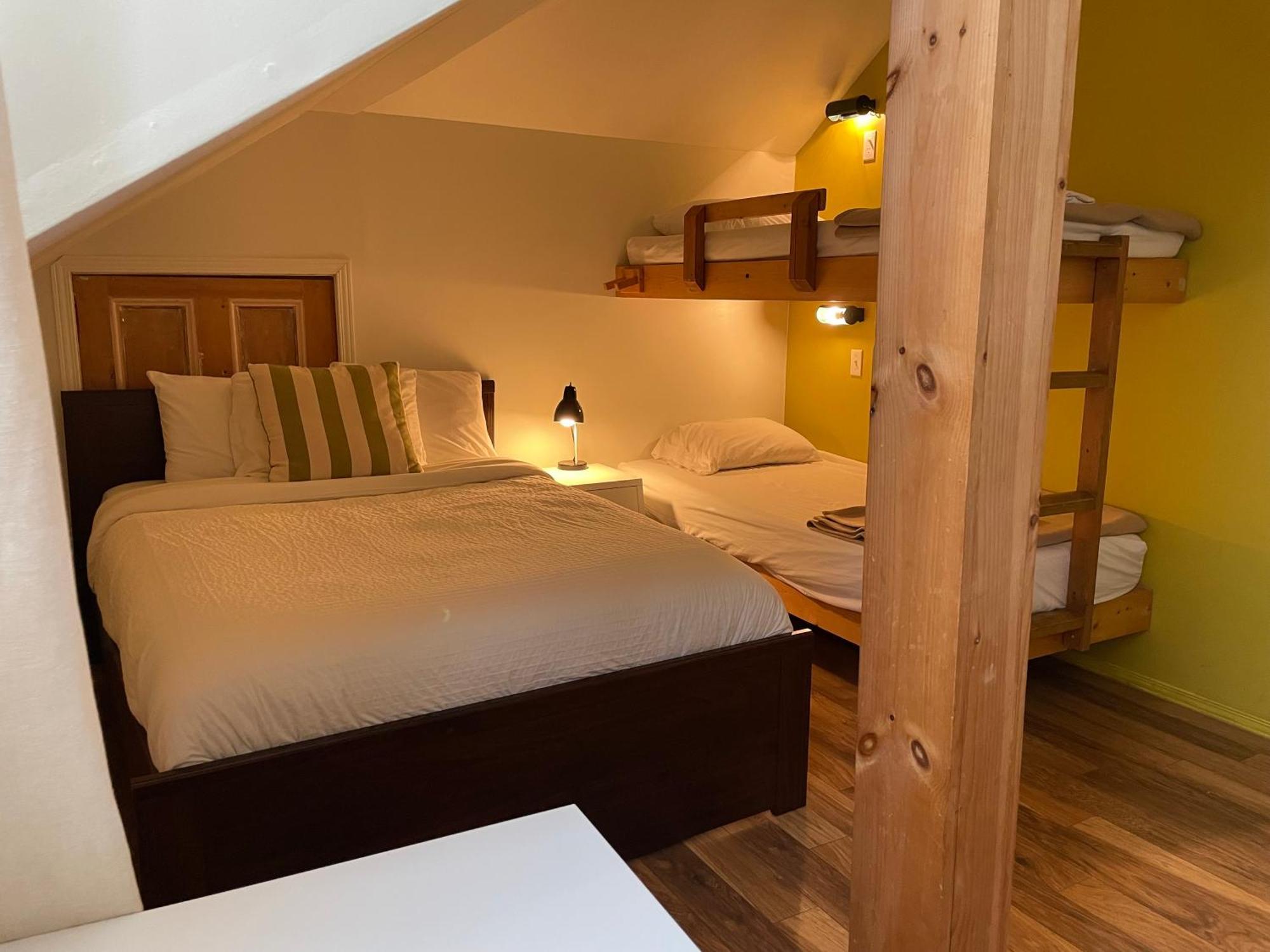 Auberge Internationale De Rivière-du-Loup エクステリア 写真